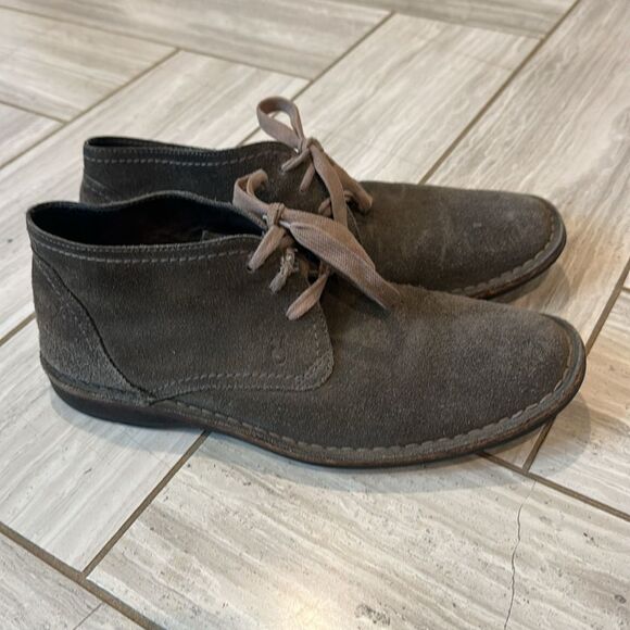 JOHN VARVATOS Gray Suede Chukka Boots Lace Up Low Top Mens Size 8.5 - Picture 1 of 8